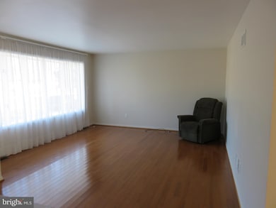 807 Myrth Ave, Essex, MD 21221 - photo 6