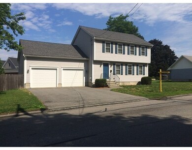 54 Willard St, Lowell, MA 01850 - photo 2