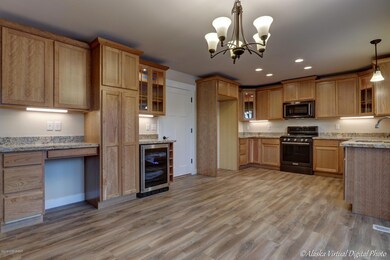 KITCHEN / PHOTO SIMILAR