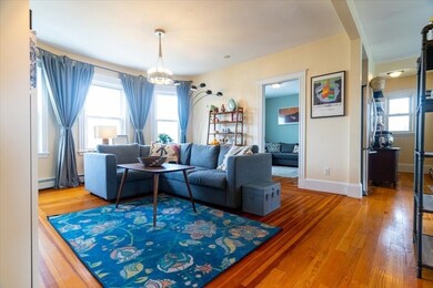 153 Rowe St unit 3, Roslindale, MA 02131 - photo 2