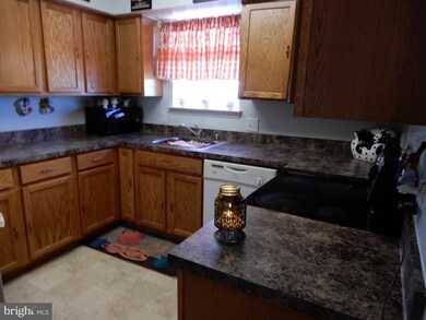 422 Gandy Dancer Ct, Hagerstown, MD 21740 - photo 7