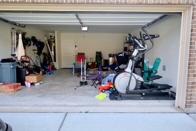 10519 Logger Pine Trail, Houston, TX 77088 - photo 3