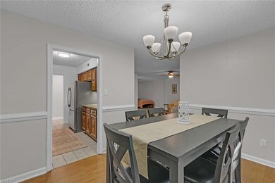 376 Merrimac Trail unit 324, Williamsburg, VA 23185 - photo 6