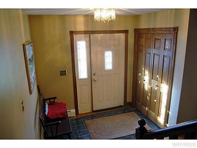 878 Ohio St, North Tonawanda, NY 14120 - photo 2