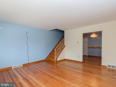 20 N Ridgeway Ave, Glenolden, PA 19036 - photo 3