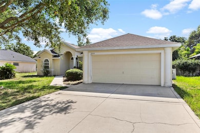 2414 E Moonlight Ln, Eustis, FL 32726 - photo 3