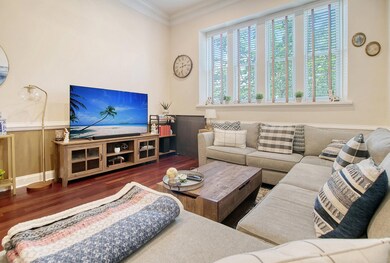 16-web-or-mls-CREM_350 King #207_016