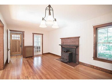 20 Myrtle Ave, Riverside, RI 02915 - photo 2