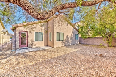 3969 Button Creek Ct, Las Vegas, NV 89122 - photo 3