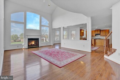 421 Elizabeth Way, Hatfield, PA 19440 - photo 4