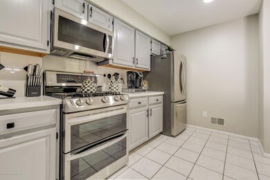 008_Kitchen