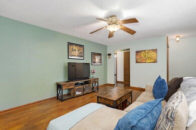 853 W Whiteside St, Springfield, MO 65807 - photo 7
