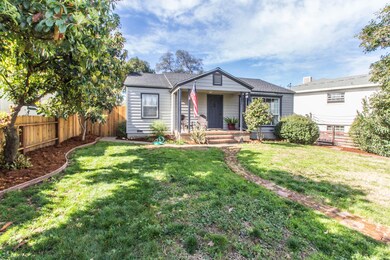 2236 California St, Redding, CA 96001 - photo 5
