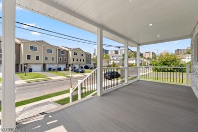 240 Berry St, Hackensack, NJ 07601 - photo 4