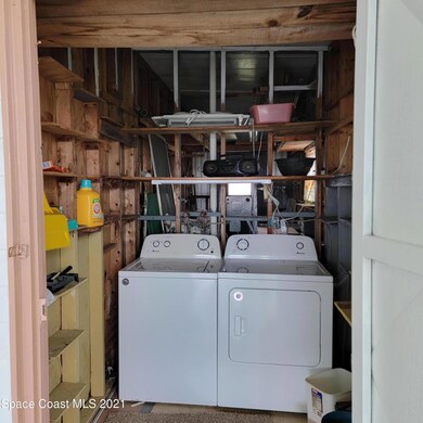 755 Lark Dr, Sebastian, FL 32976 - photo 4