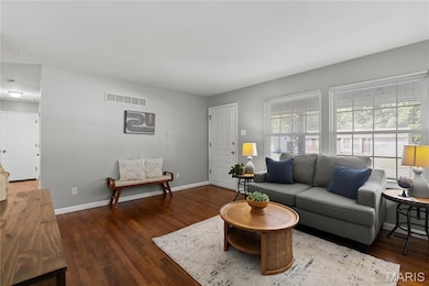 1516 Cargill Dr, Saint Louis, MO 63136 - photo 5