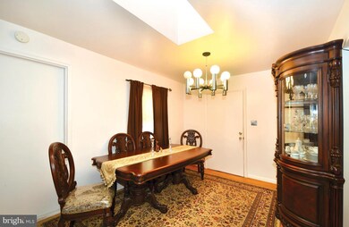 4312 Bel Pre Rd, Rockville, MD 20853 - photo 5