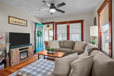 444 Niantic Ave, Cranston, RI 02910 - photo 4