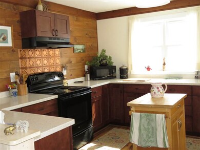 22 W Main St, Newton, NH 03858 - photo 2