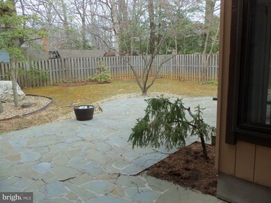 5402 Southport Ln, Fairfax, VA 22032 - photo 3