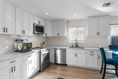 2549 Young Ave unit B, Thousand Oaks, CA 91360 - photo 6