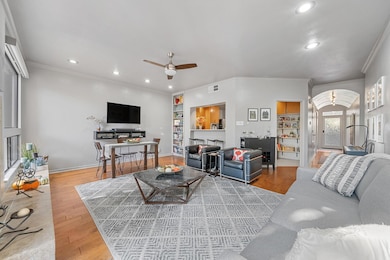 1707 Spyglass Dr unit 110, Austin, TX 78746 - photo 3