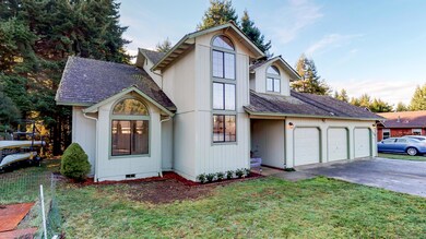 1290 Leslie Road-102
