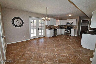 07 Kitchen