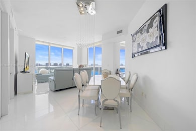 Trump Royale unit 3501A, Sunny Isles Beach, FL 33160 - photo 4