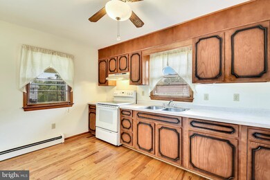 515 Tritapoe Dr, Knoxville, MD 21758 - photo 5