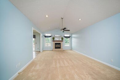4110_Winding_Way_03