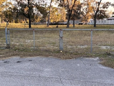 0 Oakwood Dr unit MFRTB8449102, Hudson, FL 34669 - photo 3