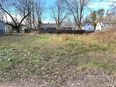 3512 Barcey Ct, Burton, MI 48529 - photo 3