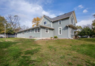 201_n_center_st_MLS_HID1125418_ROOMexter