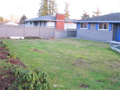 11209 1st Place W, Everett, WA 98204 - photo 2