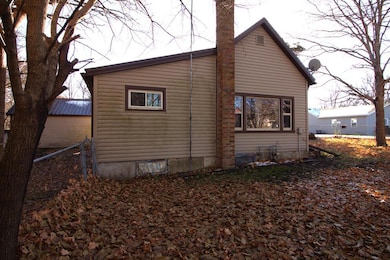 28 Circle St, Otho, IA 50569 - photo 3