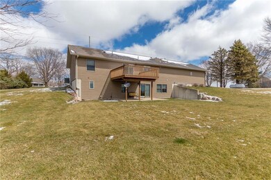 9501 SE 6th Ave, Runnells, IA 50237 - photo 4