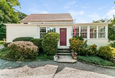 188 Hobart Ave, Greenwich, CT 06831 - photo 2