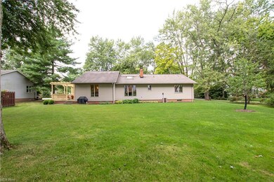 8915 Columbia Rd, Olmsted Falls, OH 44138 - photo 4