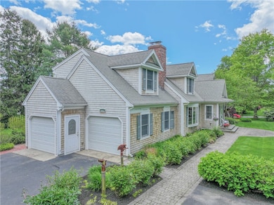 10 Bartlett Rd, Middletown, RI 02842 - photo 5