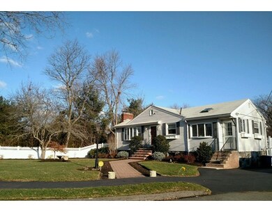 2 Elizabeth Ct, Saugus, MA 01906 - photo 3