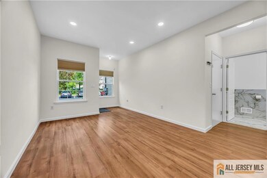 1010 Margaret Ct, South Plainfield, NJ 07080 - photo 4