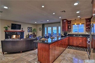 Kitchen & Family Room