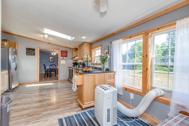 73 Shawmut St, Concord, NH 03301 - photo 5