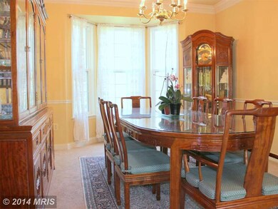 8512 Wispy Branch Ct, Laurel, MD 20723 - photo 5