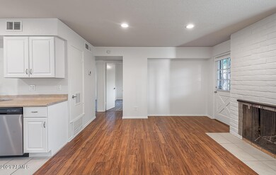Living_Room_2