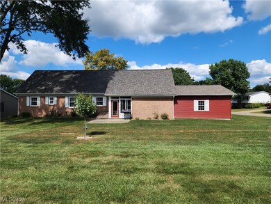 1575 Tomahawk Ln, Coshocton, OH 43812 - photo 2