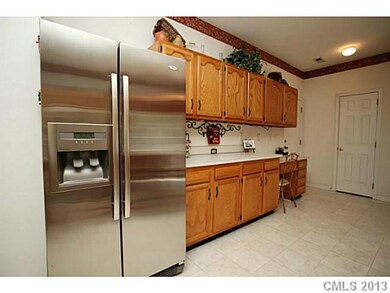 Kitchen - Built in Bill paying center.