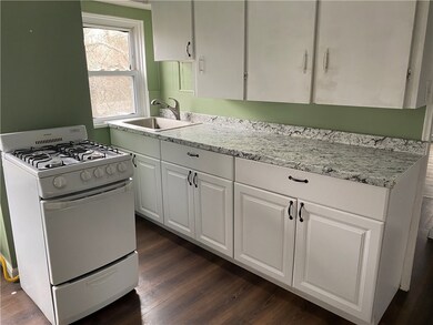 50 Whipple Ave unit 2, Warwick, RI 02889 - photo 3