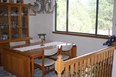 Dining Room02